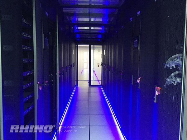 Huawei G Tower ห้องอุปกรณ์บนพื้นยก