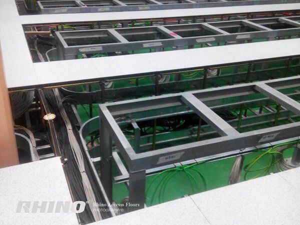 PTT Data Center, Bangkok: the view beneath the floor.
